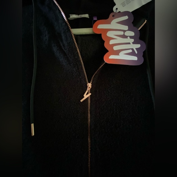 NWT YITTY Pet Me Short Fuzzy Zip Up One Piece Black Size Large - Picture 10 of 14